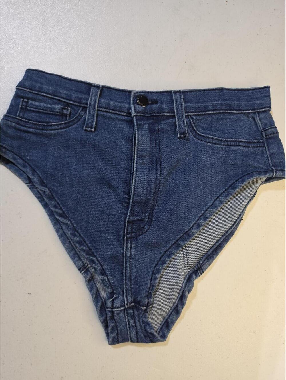 Vibrant M.i.U Denim Super Shorts Blue Zip Button 5-Pocket Jeans Women